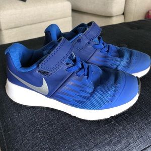 Nike Kids 11C Shoes